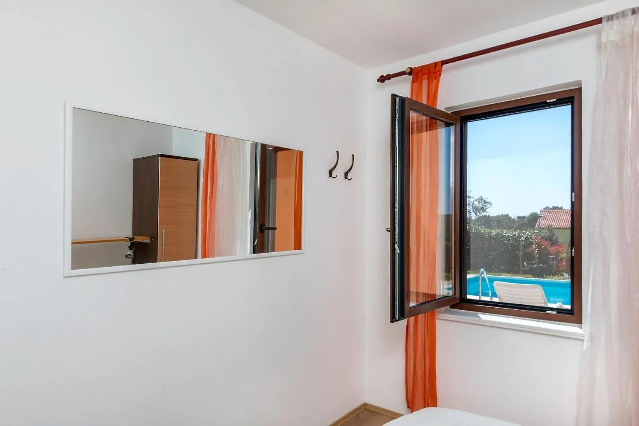 Apartments Marija 821 Pula Croatie