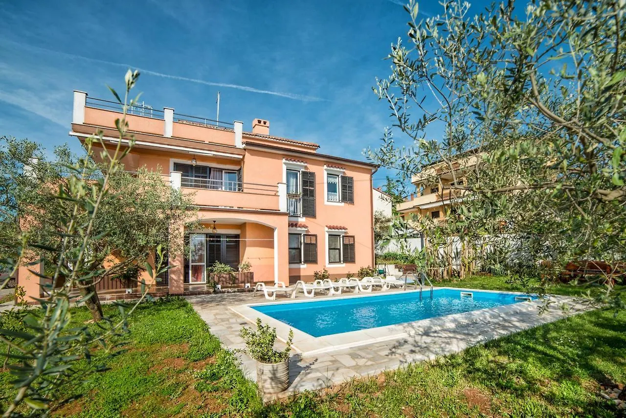 Apartments Marija 821 Pula