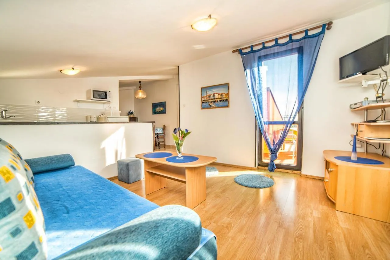 Apartments Marija 821 Pula Croatie