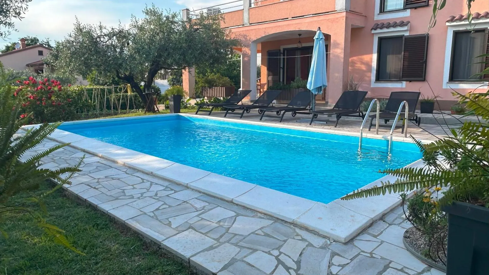 Apartments Marija 821 Pula 0*,  Croatia