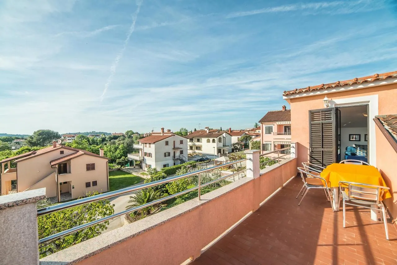 Apartments Marija 821 Pula 0*,  Croatia