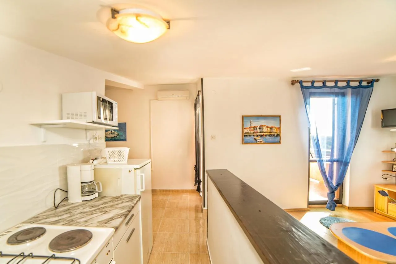 Apartments Marija 821 Pula Croatia